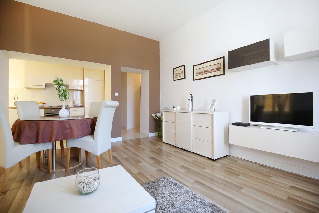Bay View Apartment Zadar Exterior photo