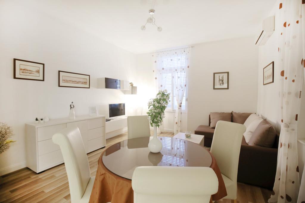 Bay View Apartment Zadar Exterior photo